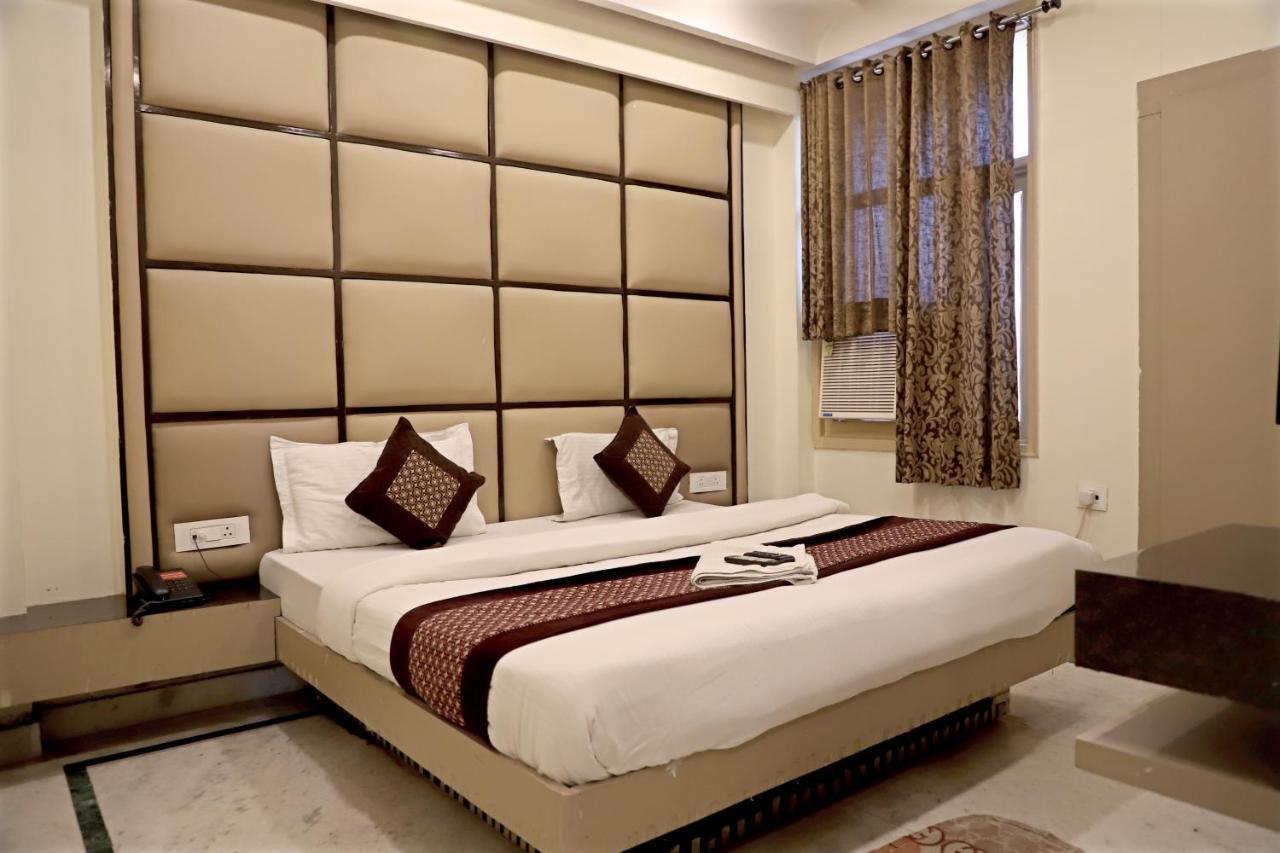 Hotel Klick International At "5 Min Walking " From New Delhi Railway Station ภายนอก รูปภาพ