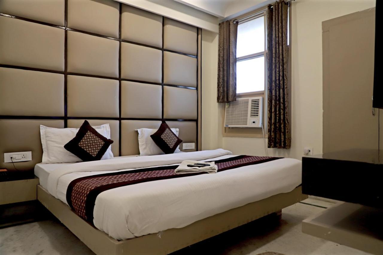 Hotel Klick International At "5 Min Walking " From New Delhi Railway Station ภายนอก รูปภาพ