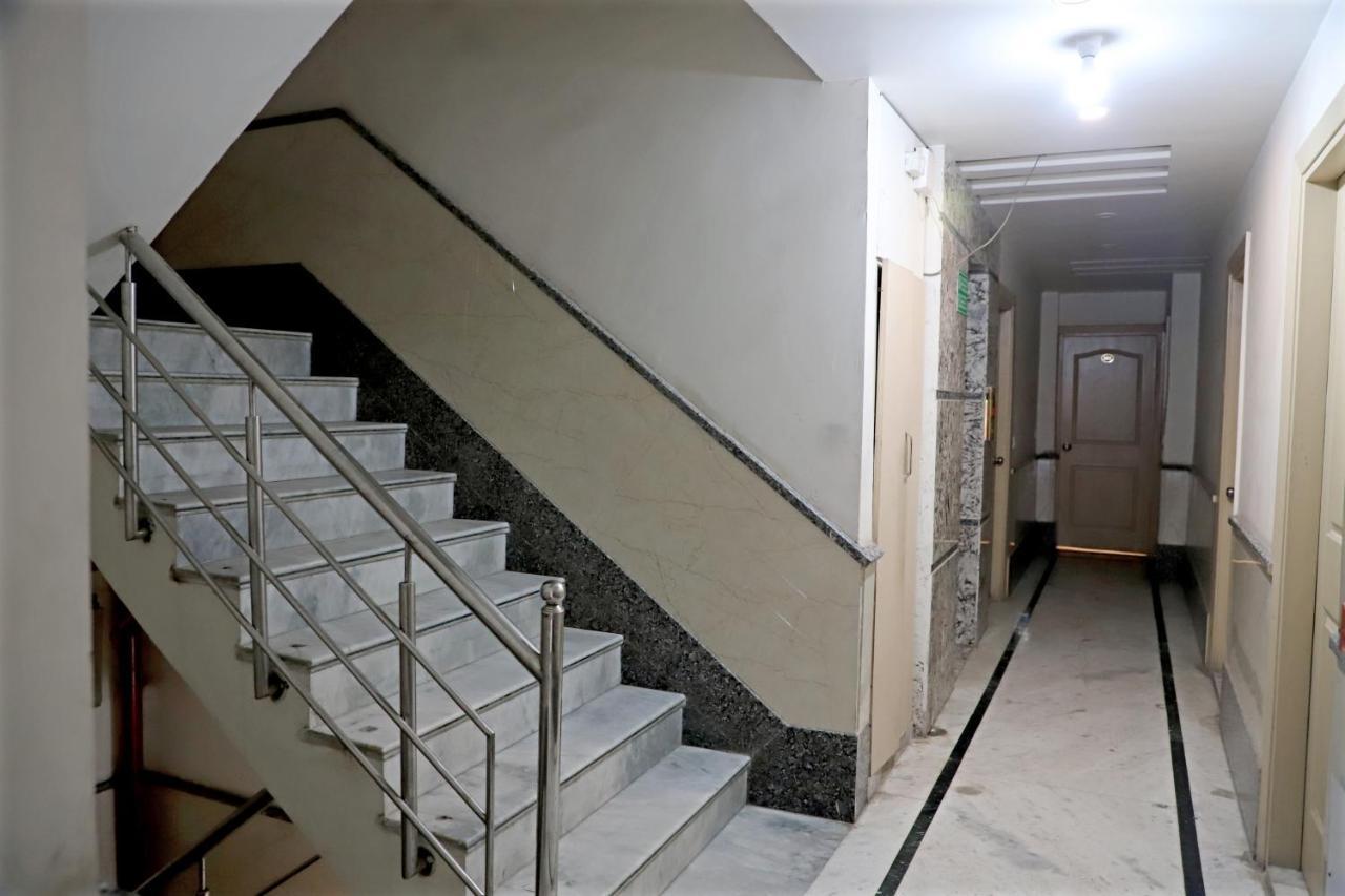 Hotel Klick International At "5 Min Walking " From New Delhi Railway Station ภายนอก รูปภาพ